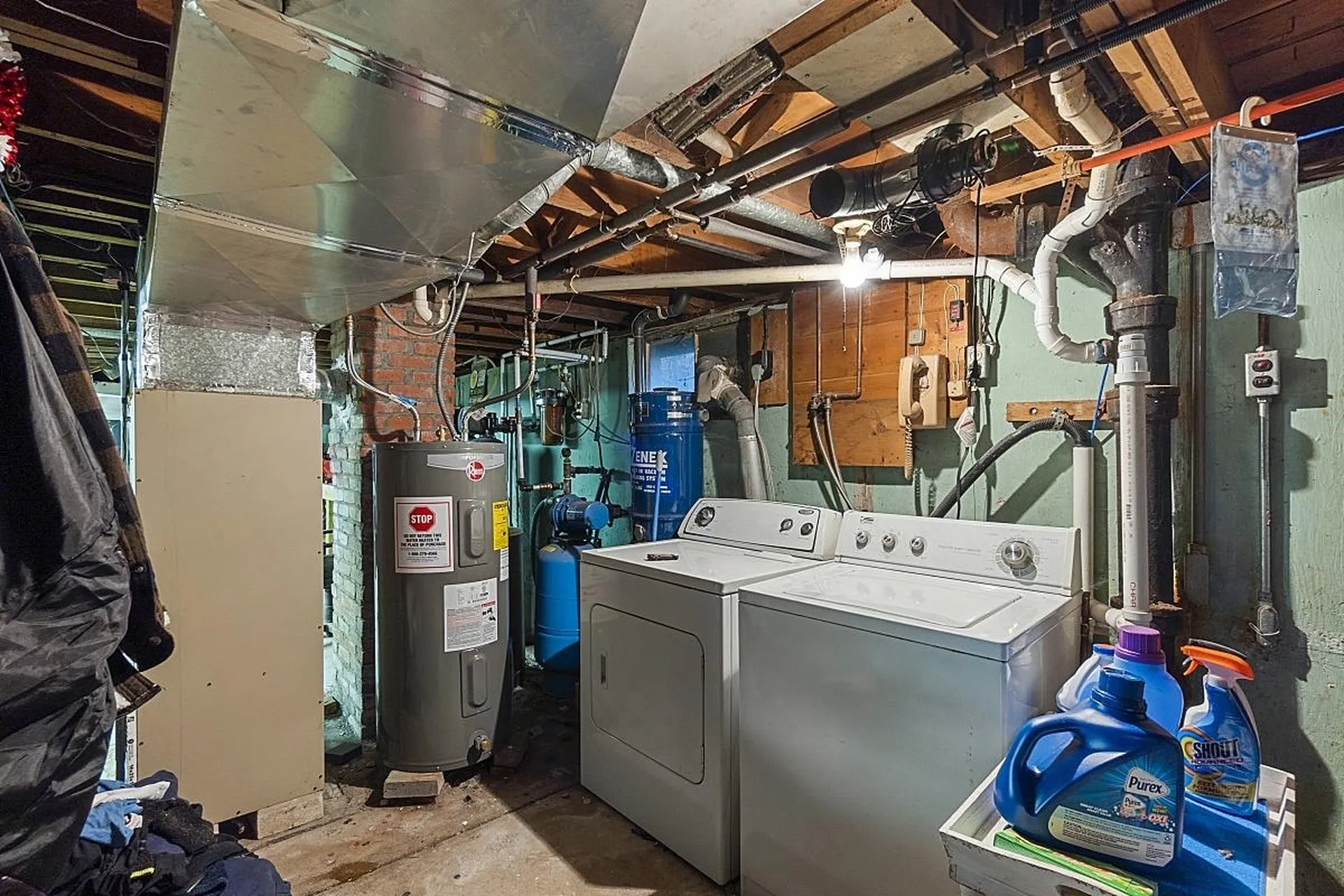 6 Woodlawn Avenue Atkinson NH 03811
