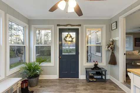 6 Woodlawn Avenue Atkinson NH 03811