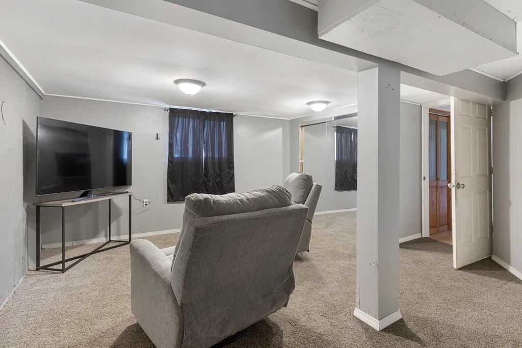 71 Woodcrest Circle Milton VT 05468