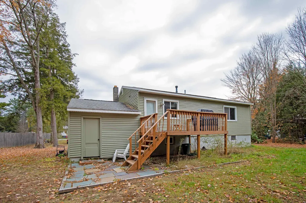 71 Woodcrest Circle Milton VT 05468