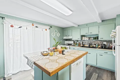 302 Portsmouth Avenue Seabrook NH 03874