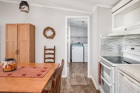 14 Cherokee Way Rochester NH 03867