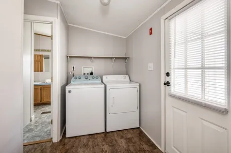 14 Cherokee Way Rochester NH 03867