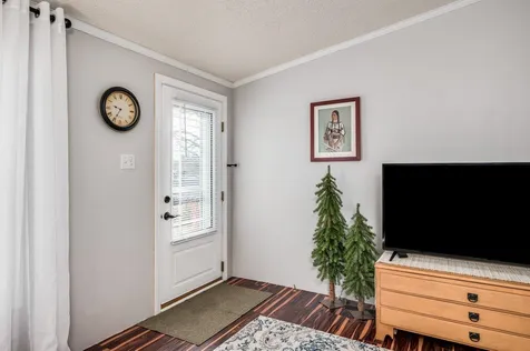 14 Cherokee Way Rochester NH 03867