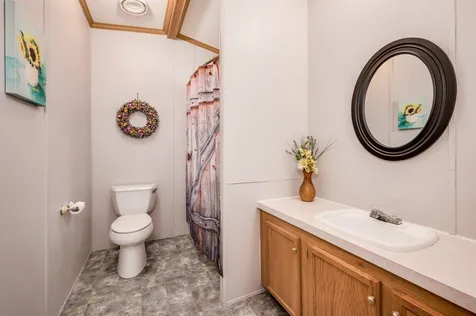 14 Cherokee Way Rochester NH 03867