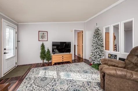 14 Cherokee Way Rochester NH 03867