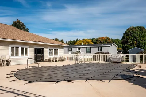 14 Cherokee Way Rochester NH 03867