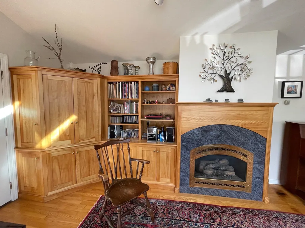 12 Locust Avenue Exeter NH 03833