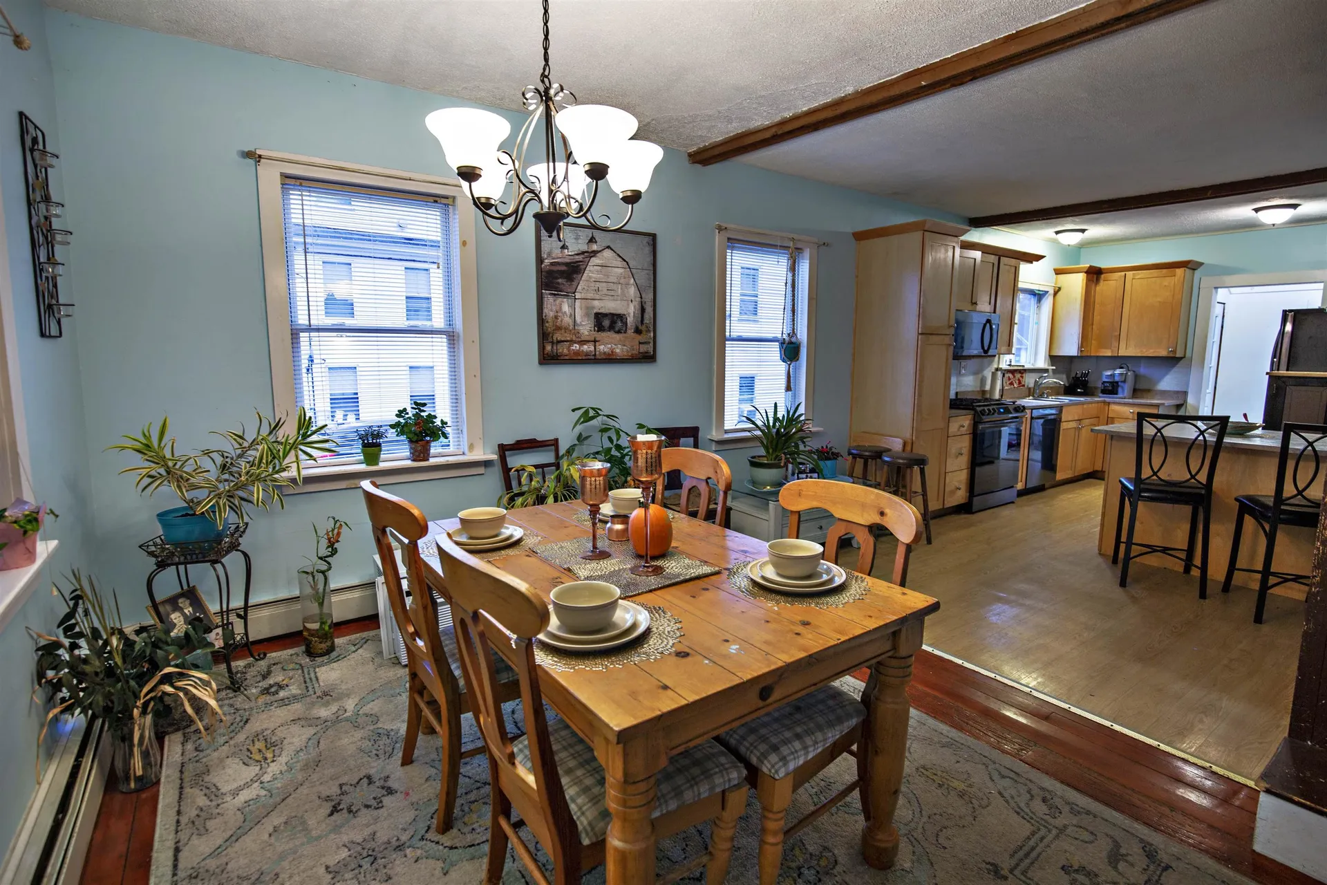 6 Abbott Street Derry NH 03038