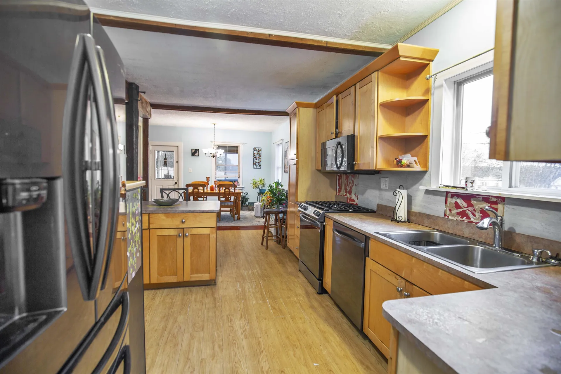 6 Abbott Street Derry NH 03038