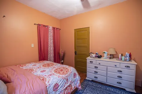 6 Abbott Street Derry NH 03038