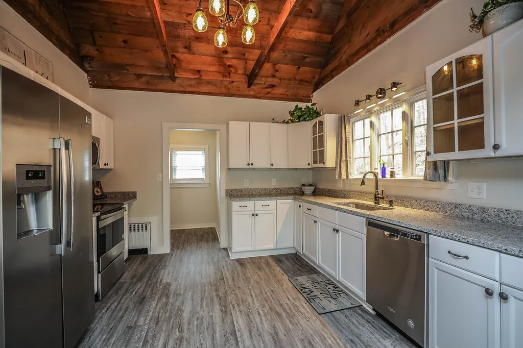 16 Livermore Street Wilton NH 03086