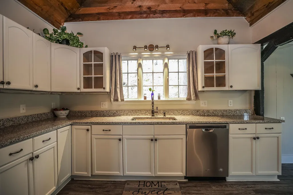 16 Livermore Street Wilton NH 03086