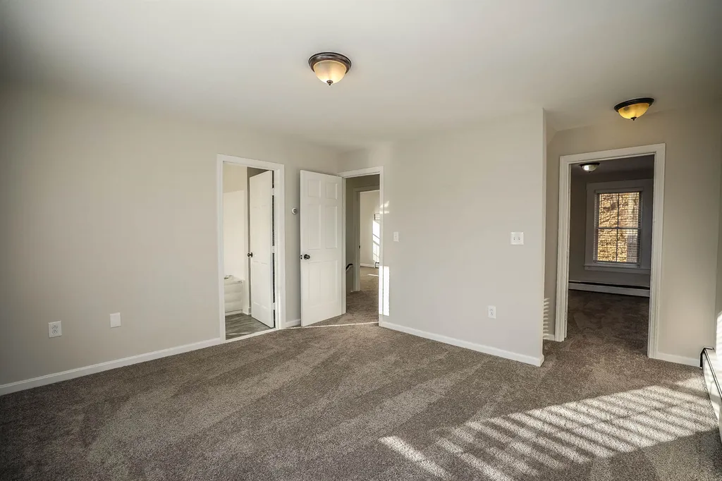 16 Livermore Street Wilton NH 03086