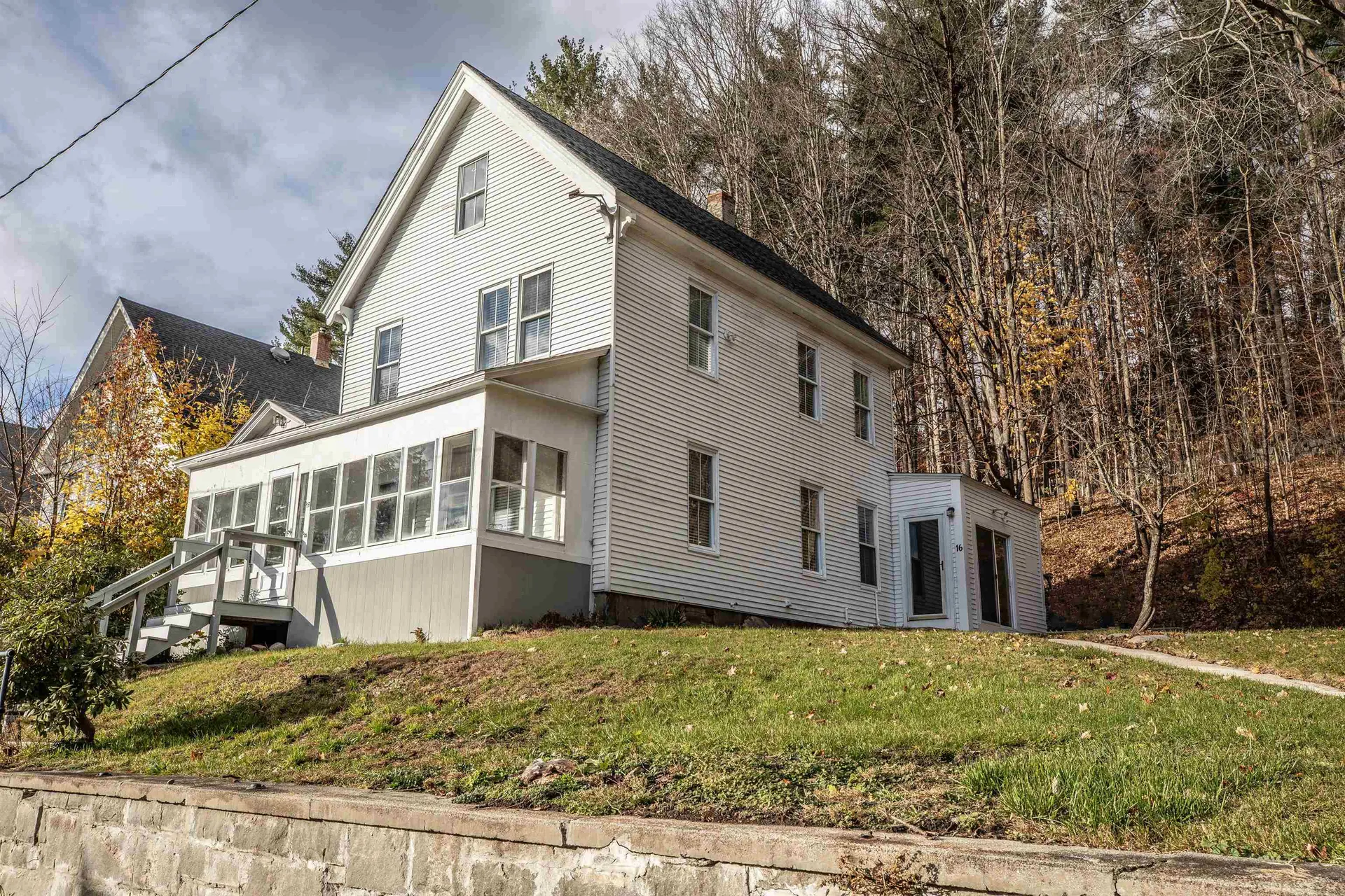 16 Livermore Street Wilton NH 03086