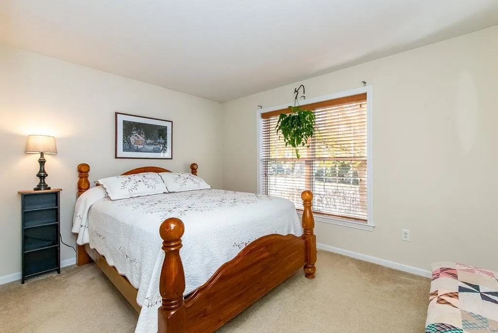 10 Windchime Drive Bow NH 03304