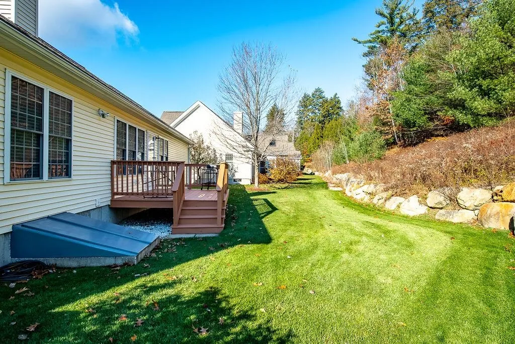 10 Windchime Drive Bow NH 03304