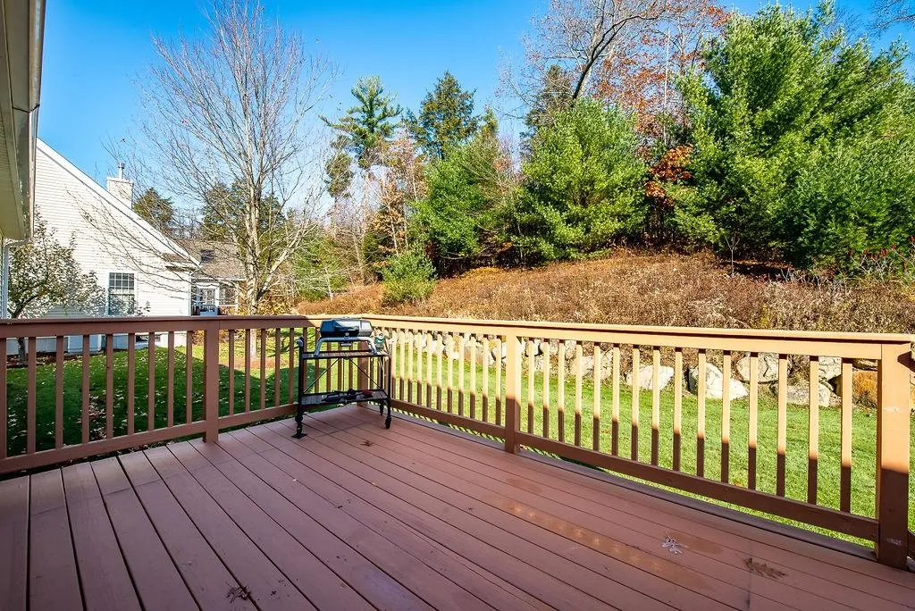 10 Windchime Drive Bow NH 03304