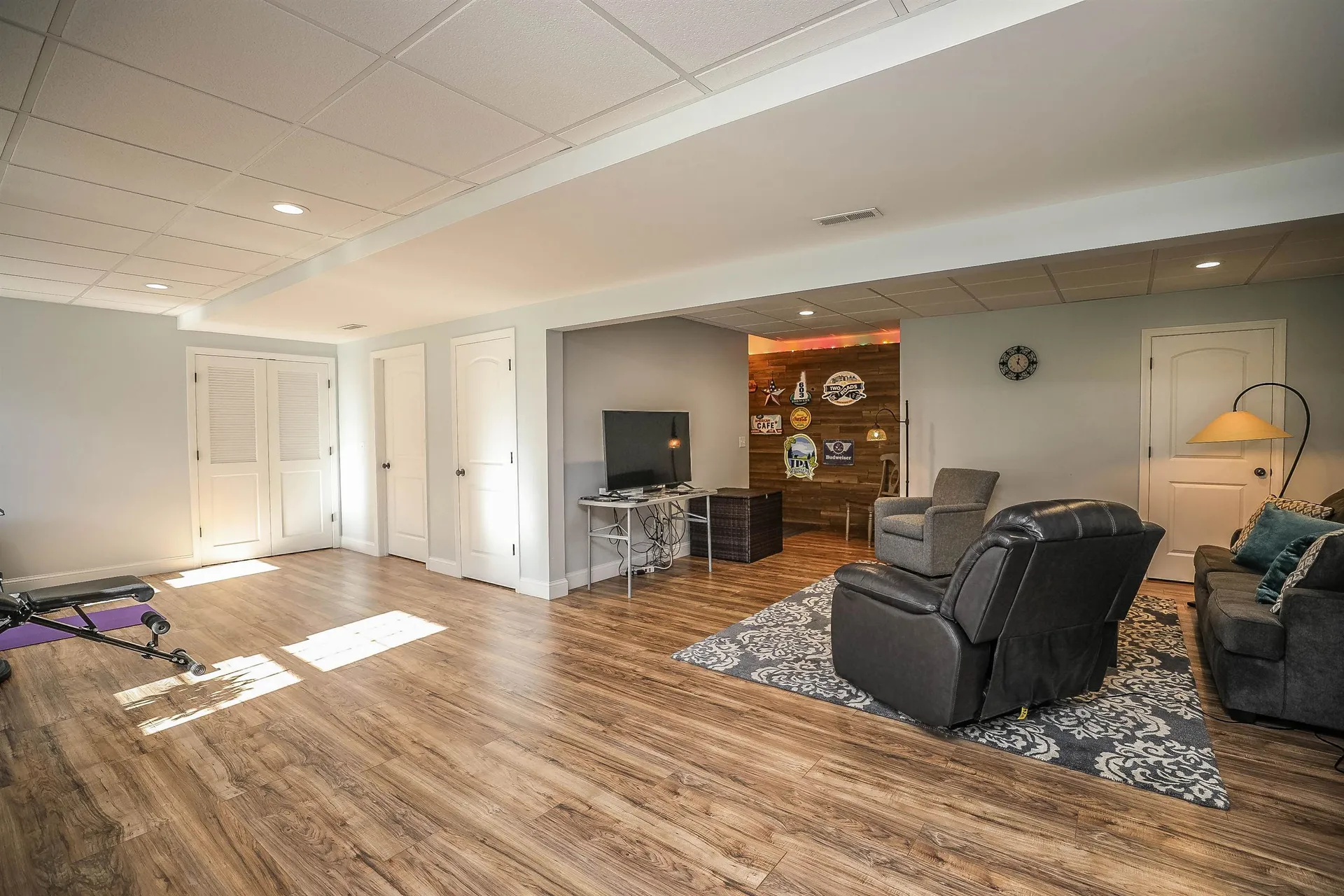 109 Litchfield Road Londonderry NH 03053