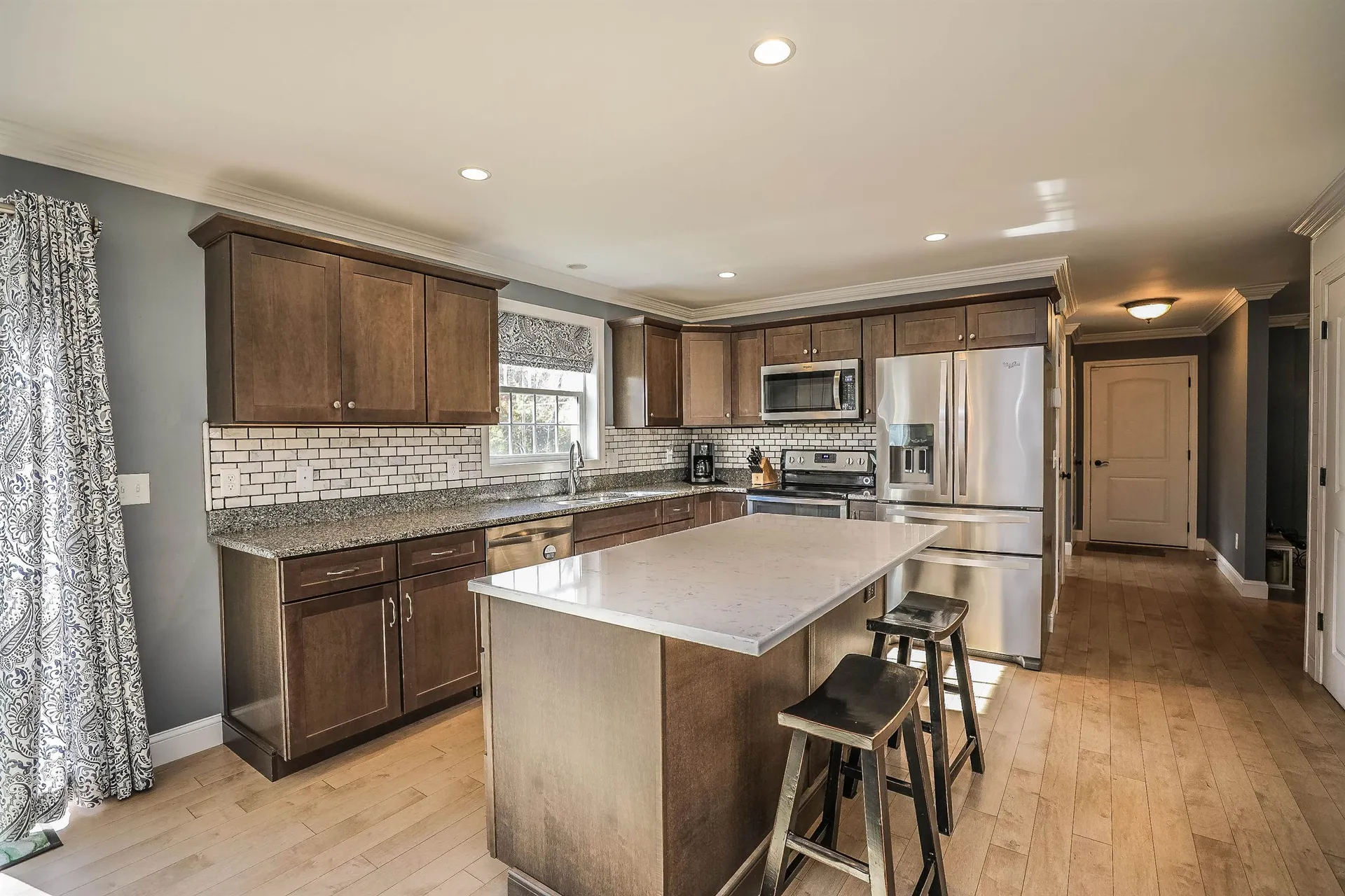 109 Litchfield Road Londonderry NH 03053