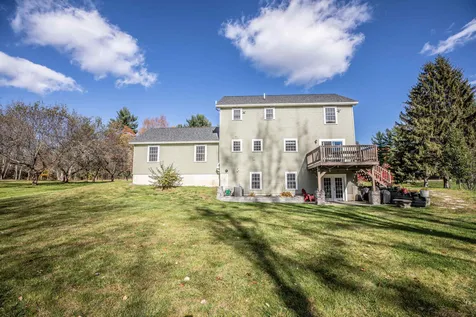 109 Litchfield Road Londonderry NH 03053