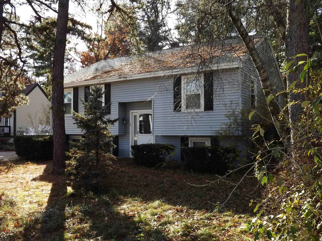 25 Woodcrest Heights Drive Concord NH 03301
