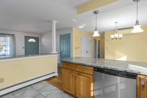 26 Taft Road Portsmouth NH 03801