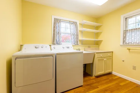 26 Taft Road Portsmouth NH 03801
