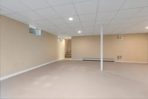 26 Taft Road Portsmouth NH 03801