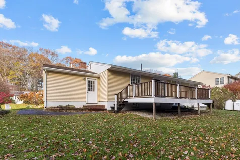 26 Taft Road Portsmouth NH 03801