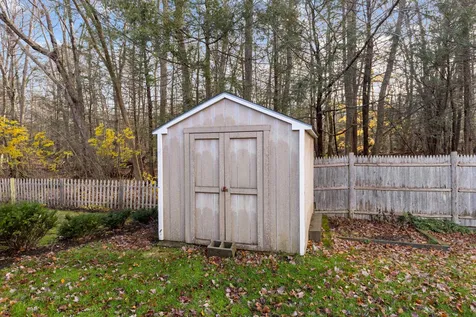 26 Taft Road Portsmouth NH 03801