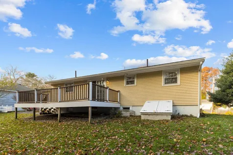 26 Taft Road Portsmouth NH 03801