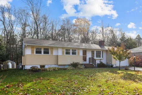 26 Taft Road Portsmouth NH 03801