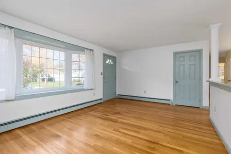 26 Taft Road Portsmouth NH 03801