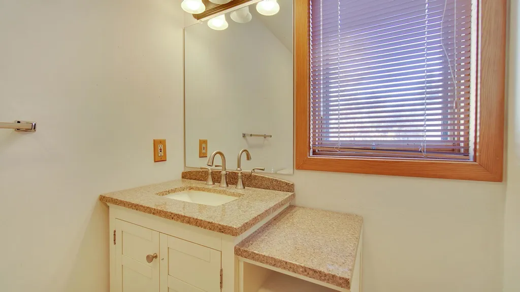 46 Thayer Bay Circle Colchester VT 05446