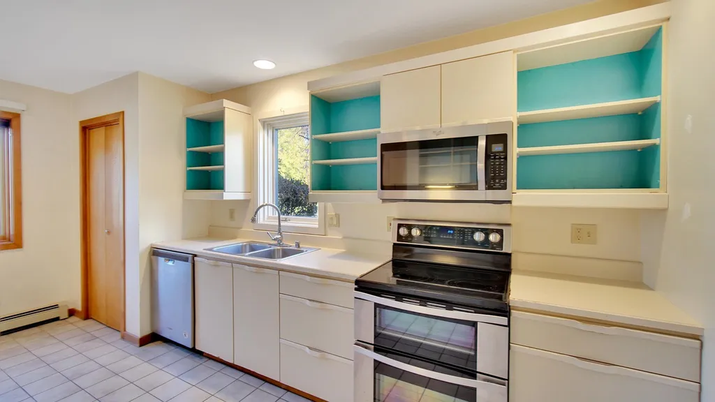 46 Thayer Bay Circle Colchester VT 05446