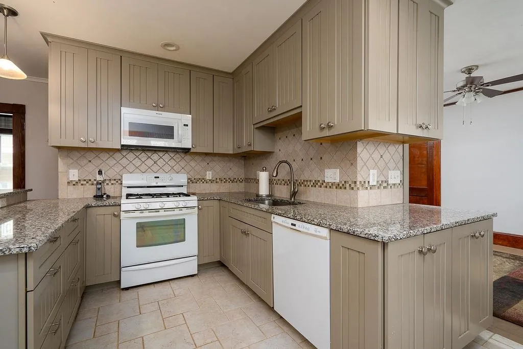 162 Boutwell Street Manchester NH 03102