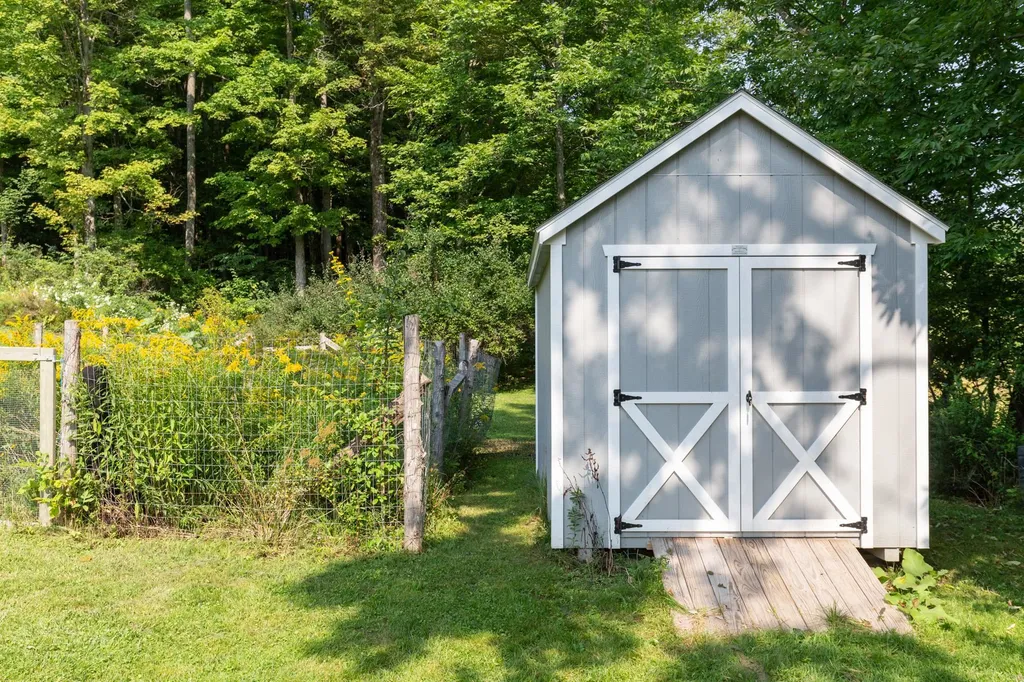 22 Pinewood Road Montpelier VT 05602