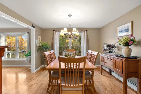 4 Kelley Drive Derry NH 03038