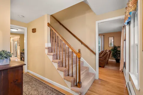 4 Kelley Drive Derry NH 03038
