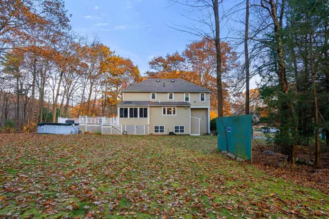 4 Kelley Drive Derry NH 03038