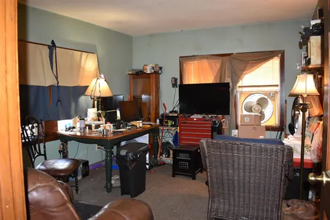 43 Grove Avenue Manchester NH 03109