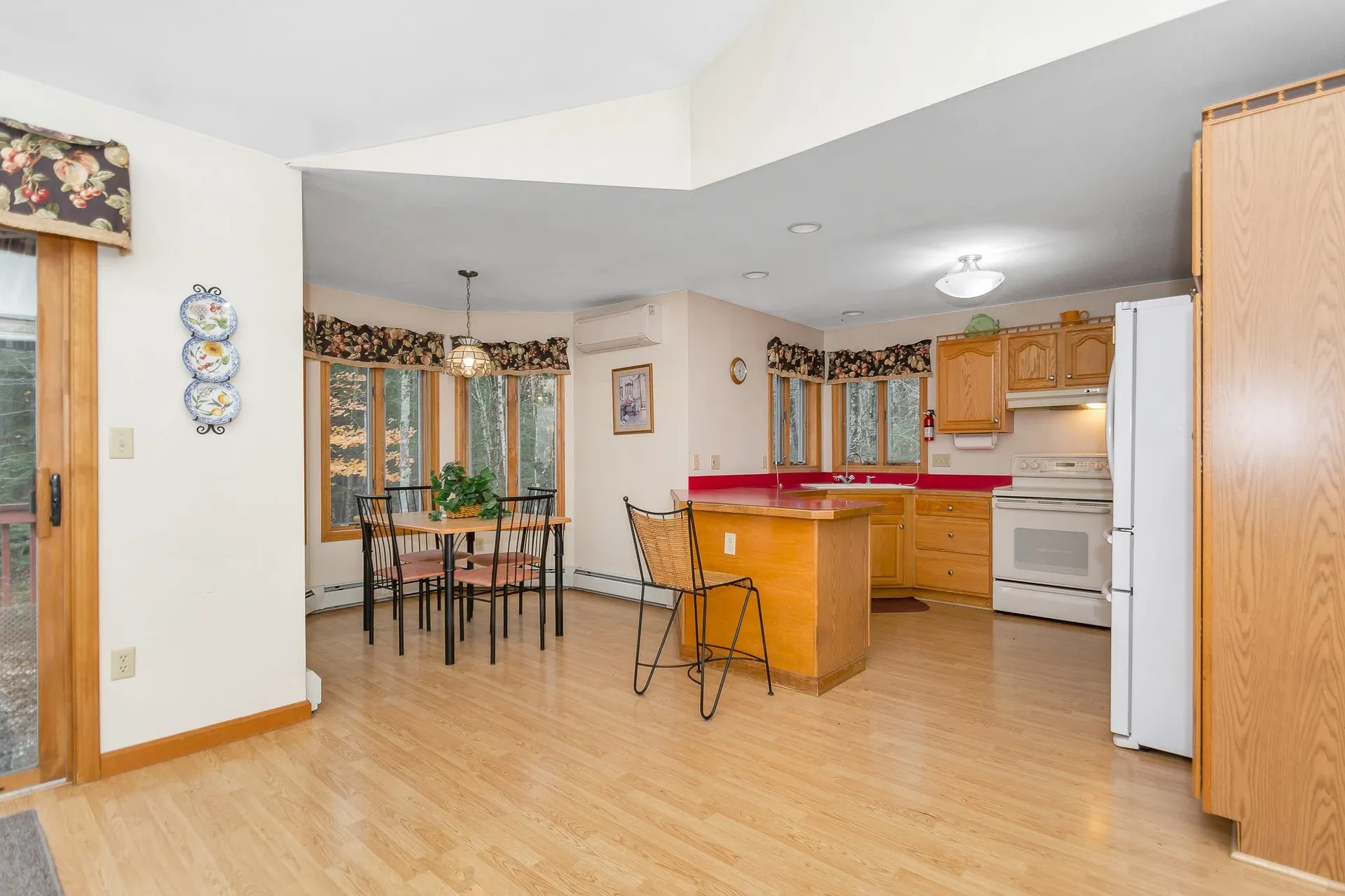 28 Lavoie Drive Nottingham NH 03290