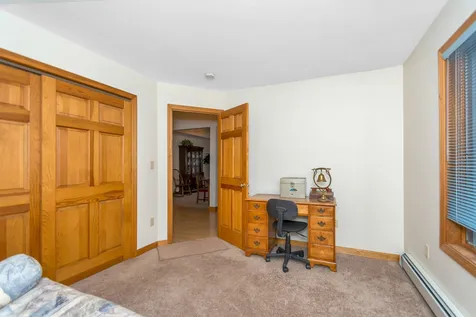 28 Lavoie Drive Nottingham NH 03290