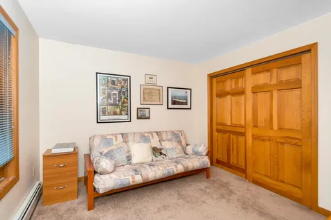 28 Lavoie Drive Nottingham NH 03290