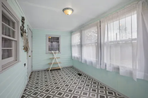 54 Nottingham Road Raymond NH 03077