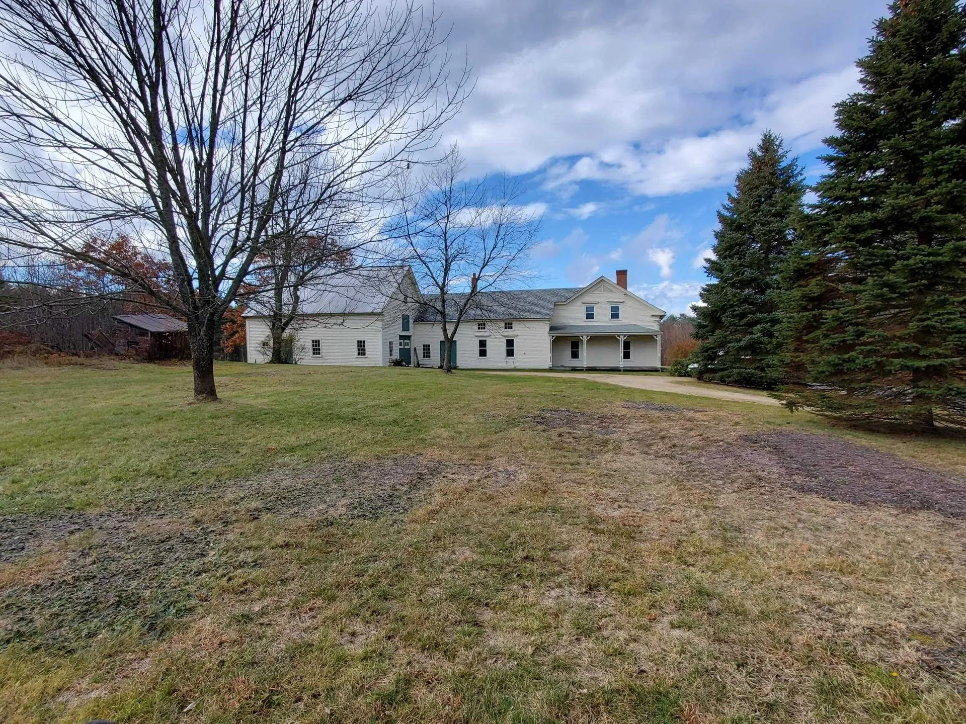 93 School Street Effingham NH 03882