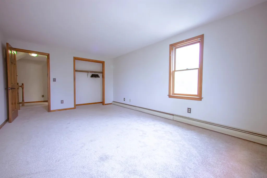 2 Hazelnut Lane Londonderry NH 03053