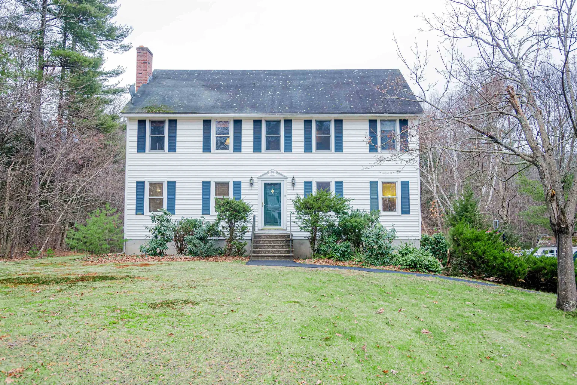 2 Hazelnut Lane Londonderry NH 03053