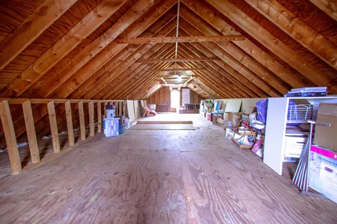2 Hazelnut Lane Londonderry NH 03053